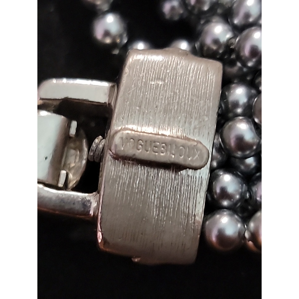 Vogue Bijoux Vintage Signed 8 Strand Beaded Bracelet Pave Rhinestone - Picture 7 of 10